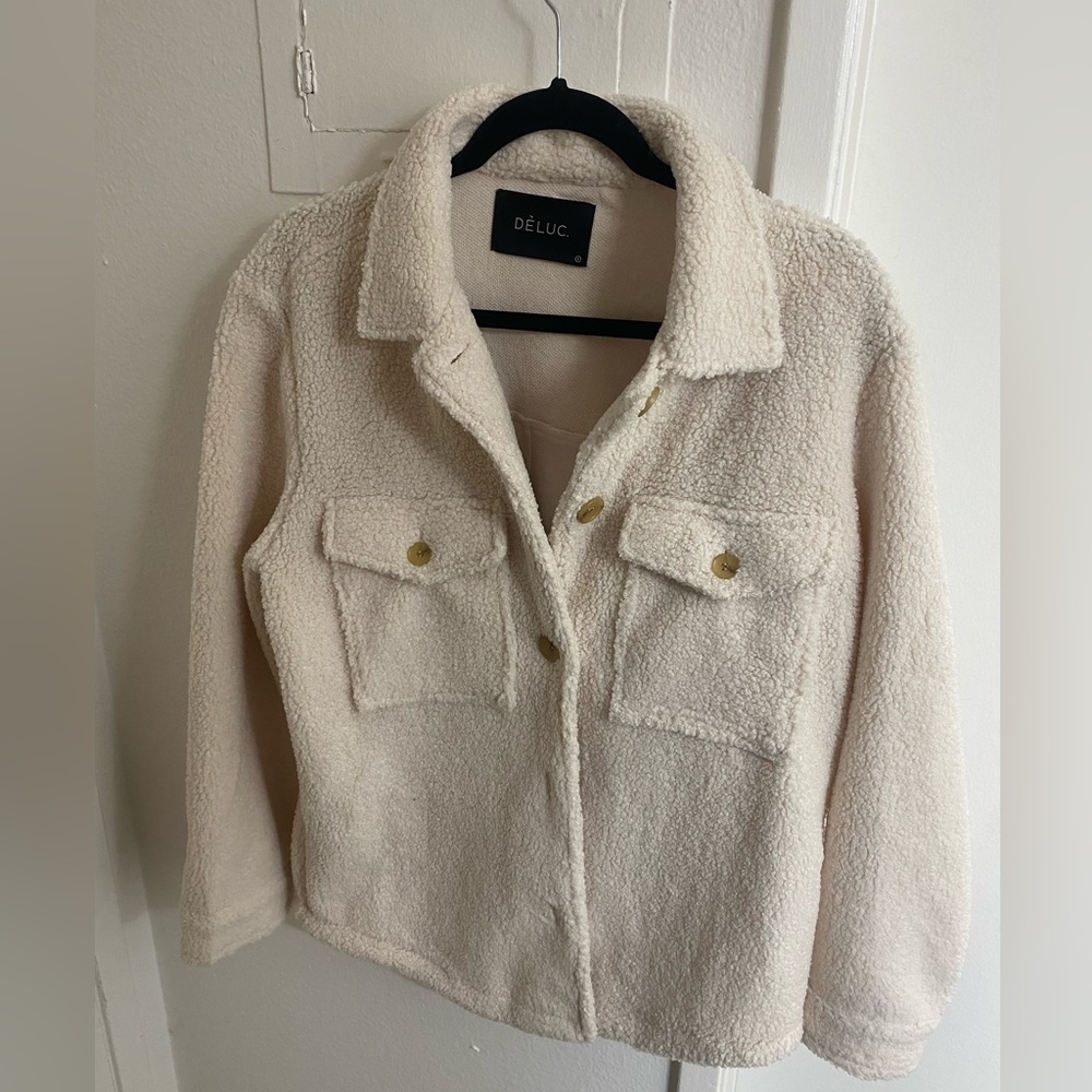 BRAND NEW & NEVER WORN Deluc Ezra White Sherpa Shacket SMALL $90 OBO - Picture 4 of 5